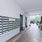 Studio Pour 3 - Confort Moderne, Proche Metro